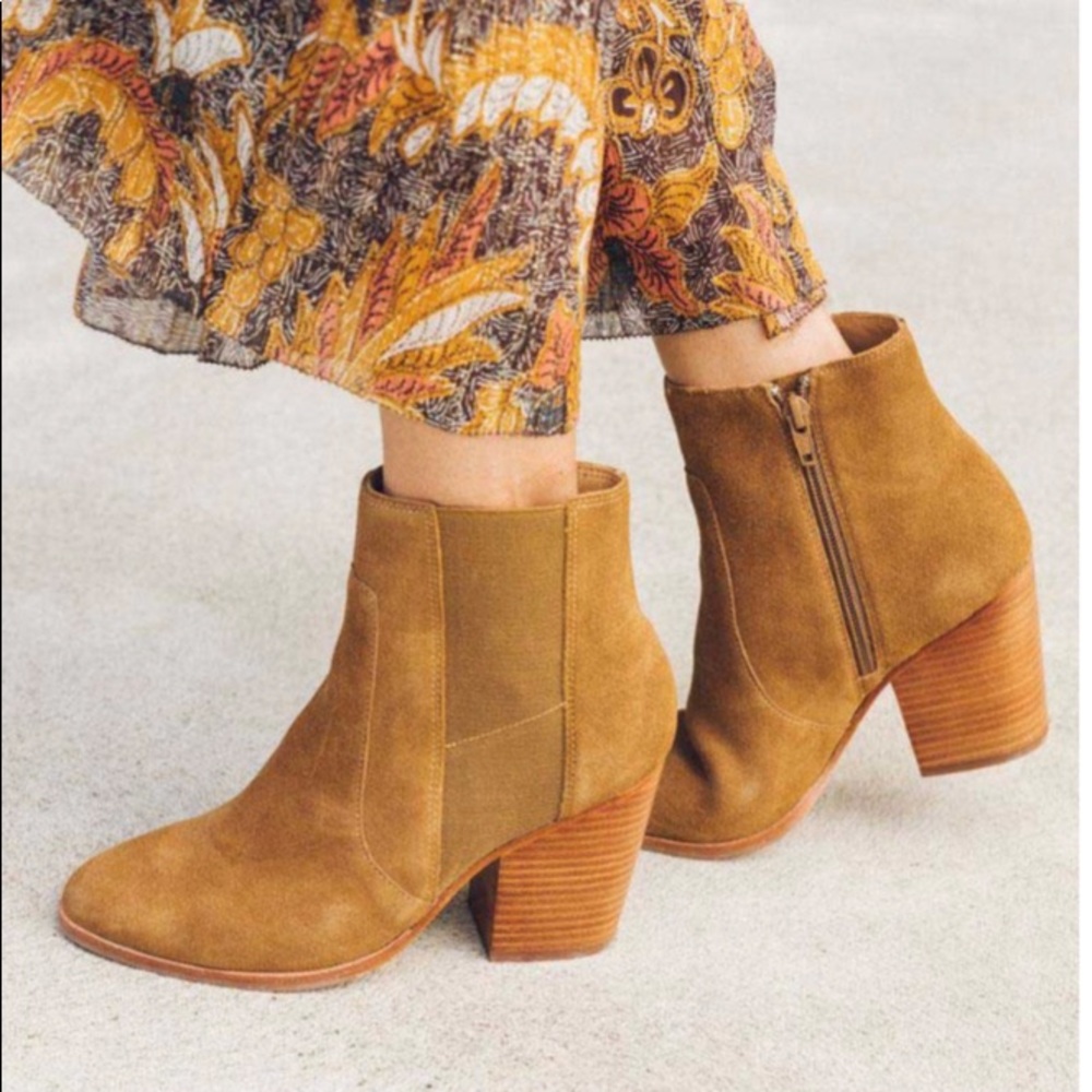 Soludos Emma Bootie Size 7.5